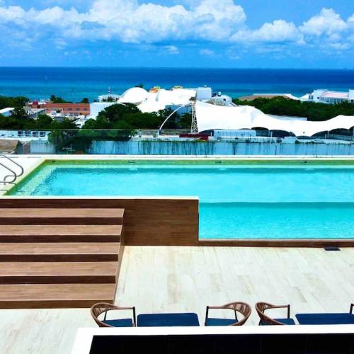 Image of Ocean view apartment close to de beach and 5th Av