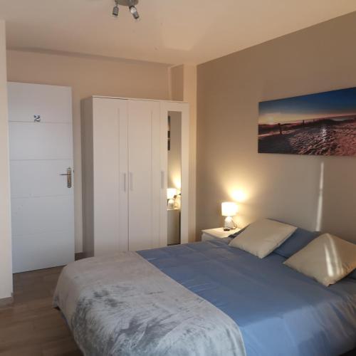 Hostal Mari en La Laguna, alquiler habitación privada en hostal, 6 habitaciones cerca de la universidad y aeropuerto Norte, 3 baños compartidos