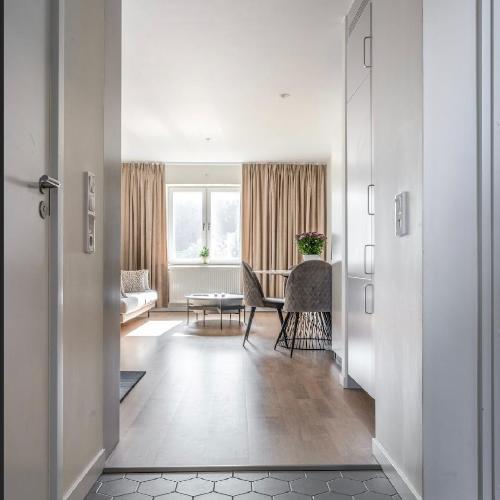 Image of Central apartment 5min drive to the Airport.