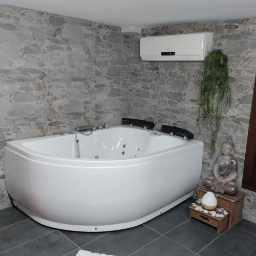 Image of Estudio jacuzzi Luz de Jerez