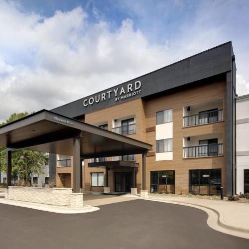 Image of Courtyard Grand Rapids Airport