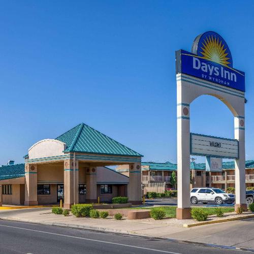 Image of Days Inn by Wyndham Roswell