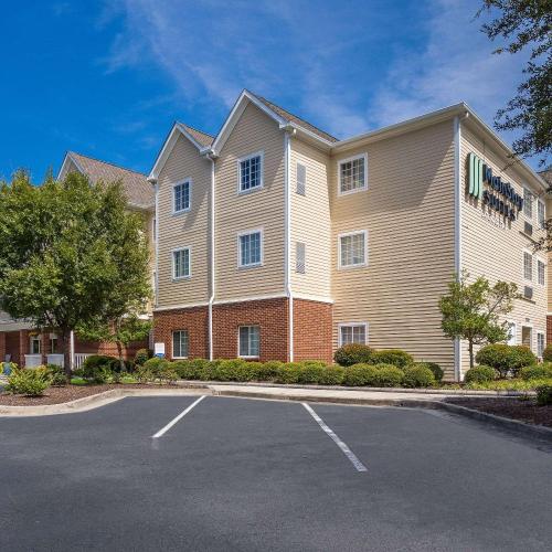 Image of MainStay Suites Wilmington - University Area