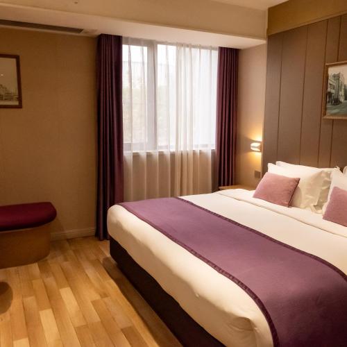 Image of SHANGHAI-DECO Hotel-Free shuttle bus to Pudong Airport and Disne