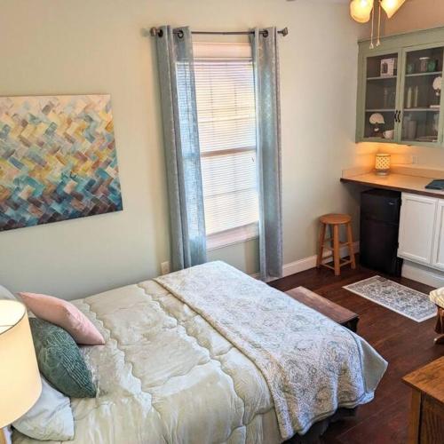 Image of Dunes Suite (Work Friendly)