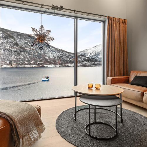 Image of Toppleilighet p� bryggen i Sogndal med fantastisk utsikt