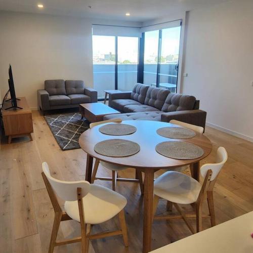 Image of Modern Apartment Airport Area