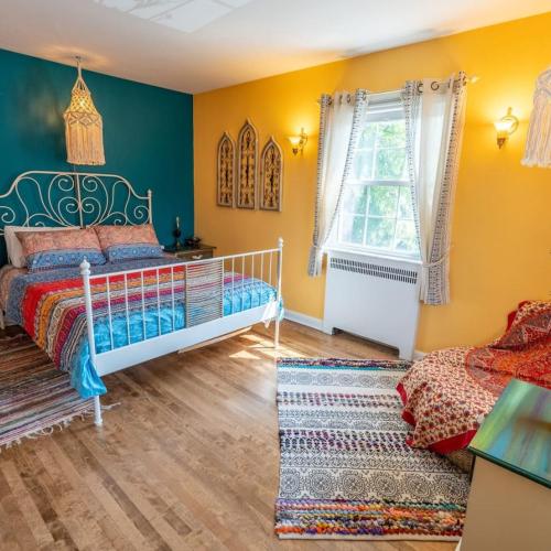 Image of Cardinal Inn Boho Room