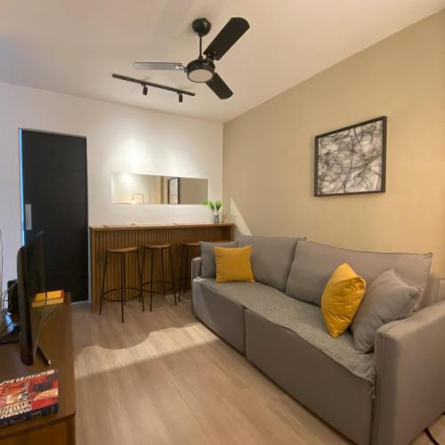 Apto 1 quarto com Ar Cond - Garagem Grande - Centro - Cambuí - prox mercado academia hospital em Campinas, SP - pousada e hospedagem