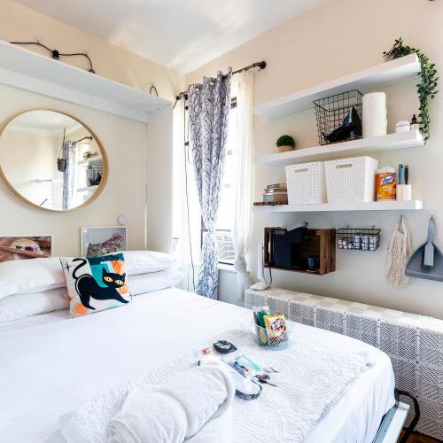 Image of Cat Room by Delicate Stays LIVING ROOM CONVERSION SHARED SPACE R