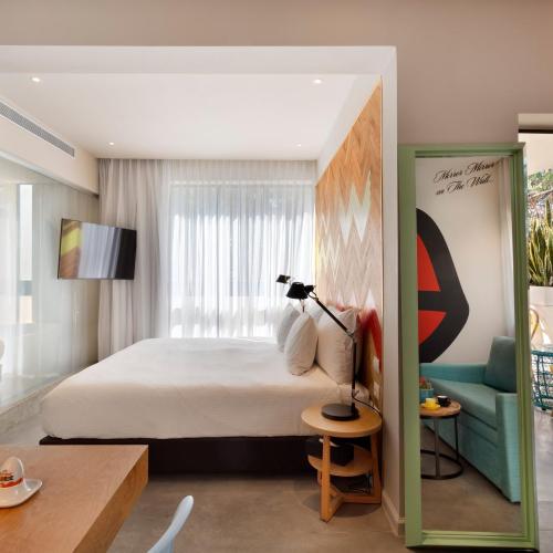 Cucu Hotel