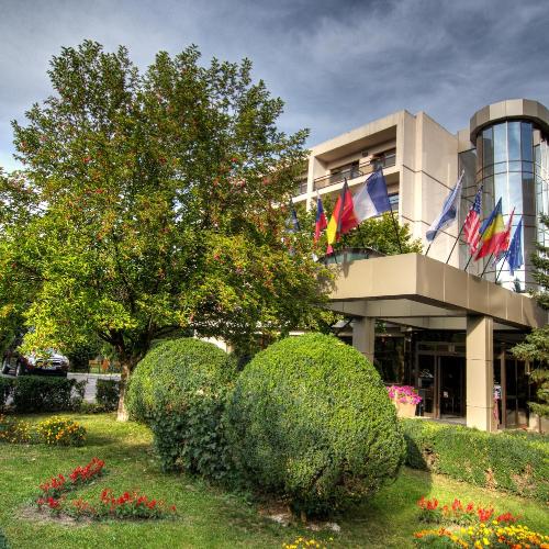 Image of Hotel Dumbrava
