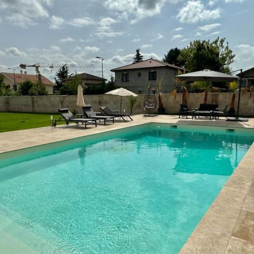 Image of Maison pr�s du Stade Groupama Stadium, Eurexpo, Aeroport de Lyon