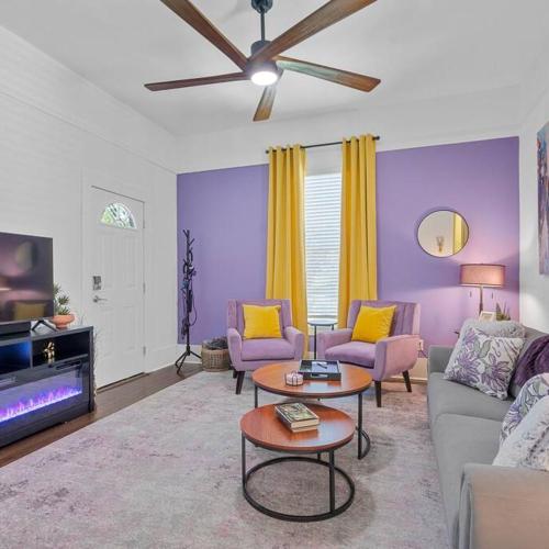 Image of Vineyard Cottage-Pet Friendly & Walk to Oaklawn!