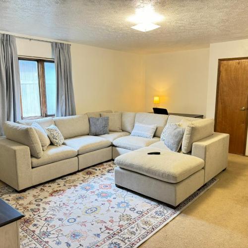 Image of Newly Furnished Fairbanks Apt