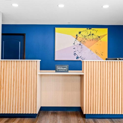 Image of Spark by Hilton Modesto