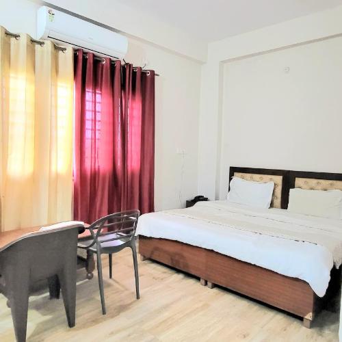 Image of CHANDRAs RESIDENCE