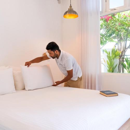 Vaali Maldives Island Escapes & Dive