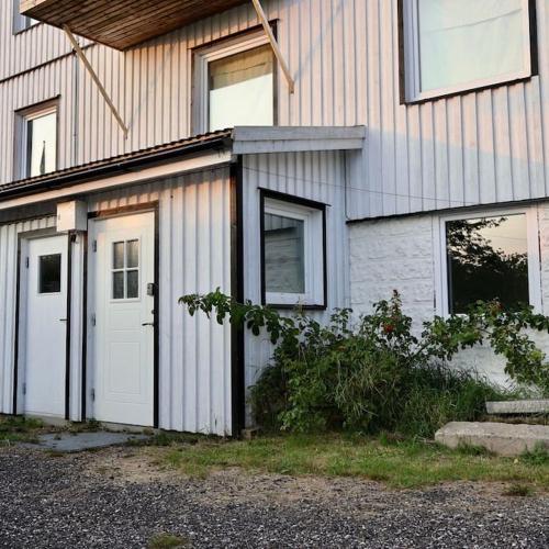 Image of Home for Workers & Familys Near Volvo