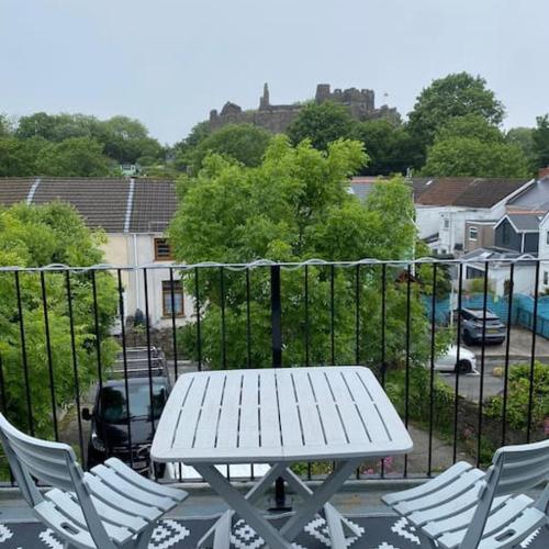 Image of Castle View