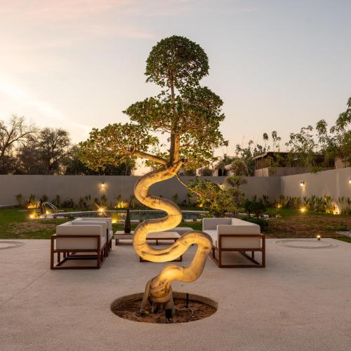 Image of THE JAPANESE HOUSE by BRIDGE RETREATS