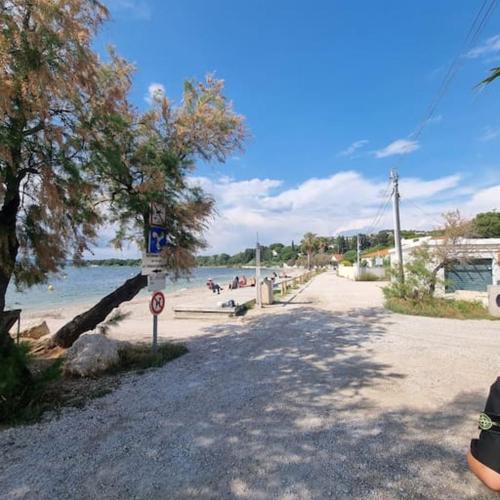 Image of Appartement, vue sur l?�tang, proche a�roport.