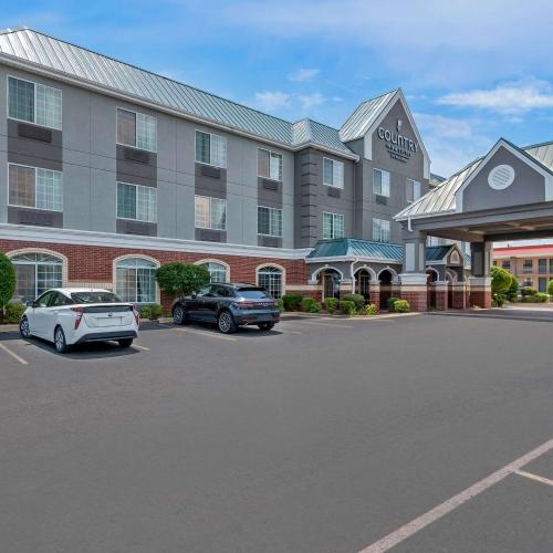Image of Country Inn & Suites by Radisson, Hot Springs, AR