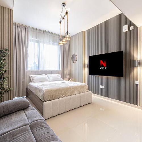 5 Star Studio Apartment at Uptown Al Zahia