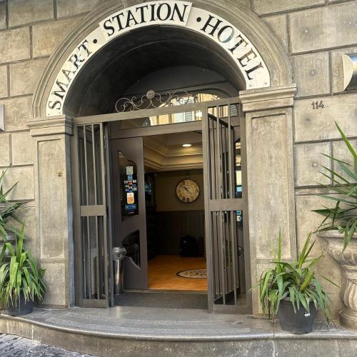 Smart Station Hotel