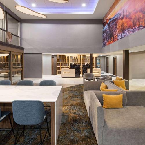 Image of La Quinta Inn & Suites by Wyndham Yakima Downtown