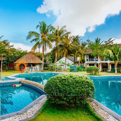 Image of Santa Garden Resort