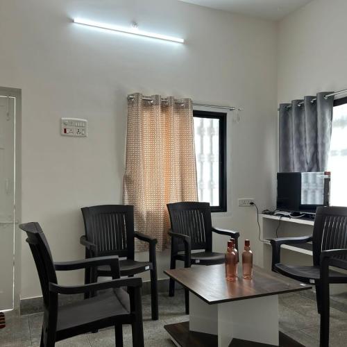 Image of HOMESTAY - AC 1 BHK NEAR AlRPORT