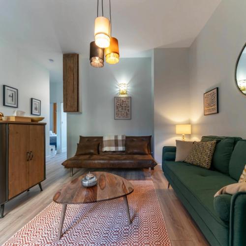 Image of Le Petit George V - Appartement design proche Thermes