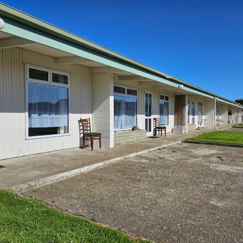 Image of 45 On Avenal Motel