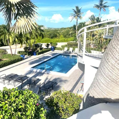 Image of Balanciaga Villa