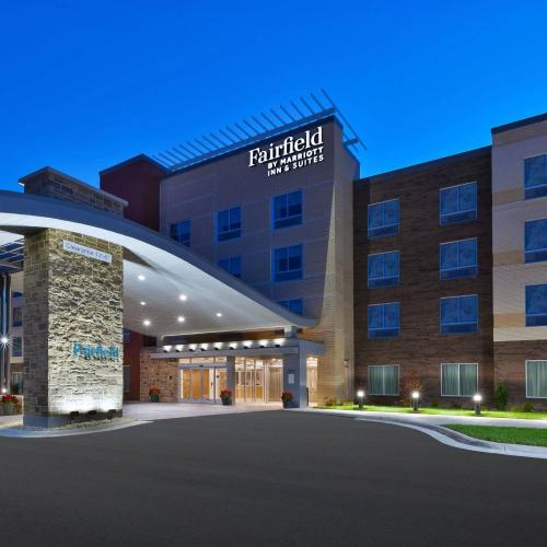 Image of Fairfield Inn & Suites by Marriott Cincinnati Airport South/Flor