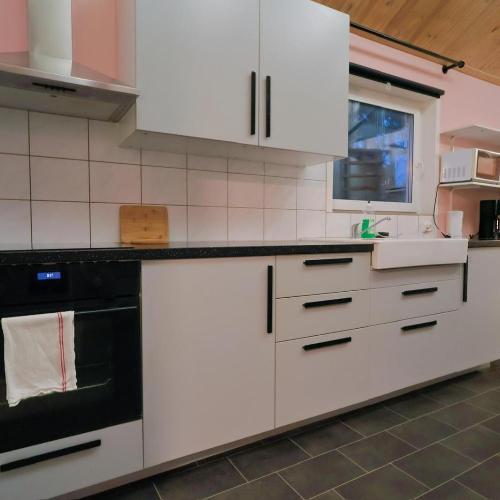 Image of House for Workers & Family Near Volvo