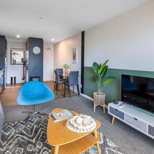 Image of Newtown Tranquility Spacious 2-Bedroom Apartment
