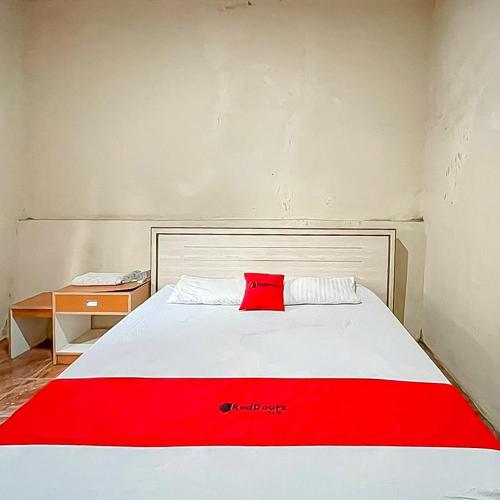 Image of RedDoorz at Roma 88 Tomo Sumedang