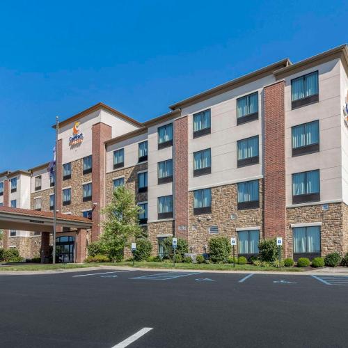 Image of Comfort Suites Bridgeport - Clarksburg