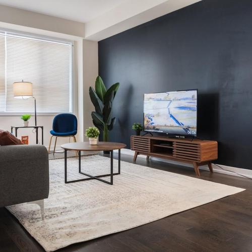 Image of Hamilton 4bd Home-airport -kingbed- Sleeps16,tv