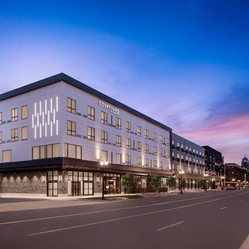 Image of Courtyard by Marriott Lansing Downtown