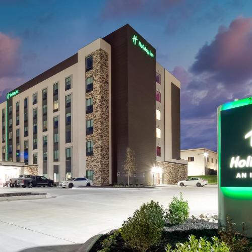 Image of Holiday Inn Nashville Airport by IHG