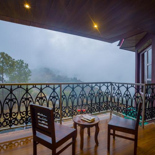 Image of Alaya Stays Pine Shadow Fuchsia - Hillside Retreat with Restaura