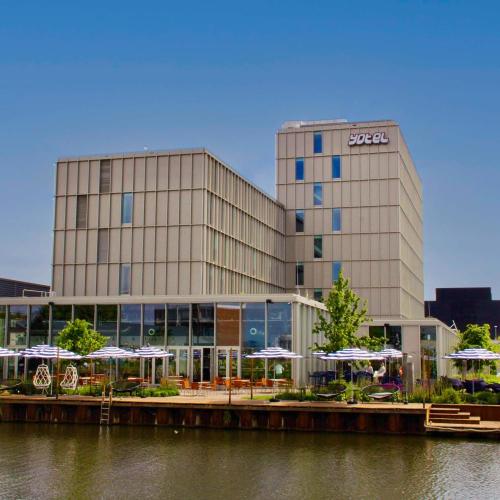 YOTEL Amsterdam