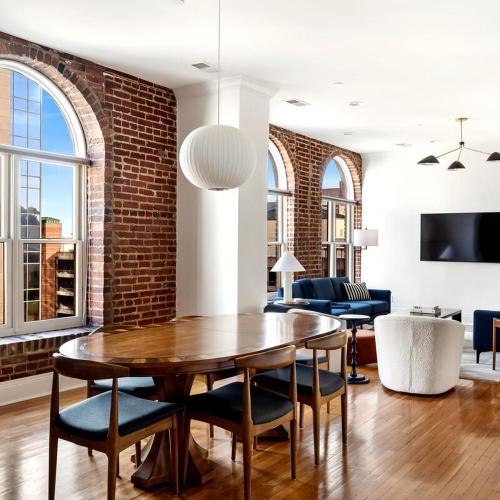 Top Floor Condo Downtown Louisville