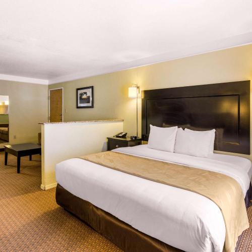 Image of Quality Inn & Suites Gallup I-40 Exit 20