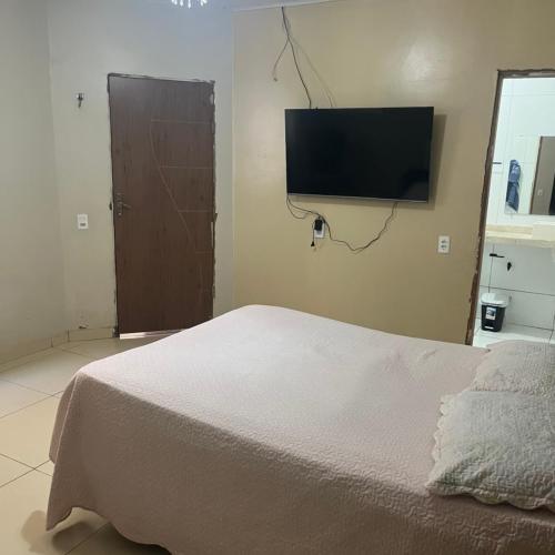 Casa Ampla com 3 camas e 2 quartos em Juazeiro do Norte, CE - pousada e hospedagem