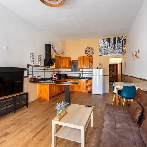 Image of SALINETAS BLUE SURF HOUSE