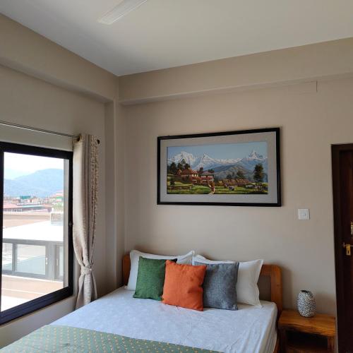 Image of Mid Town Rooms